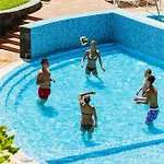 Lägenhetshotell Belvedere Club 4*
