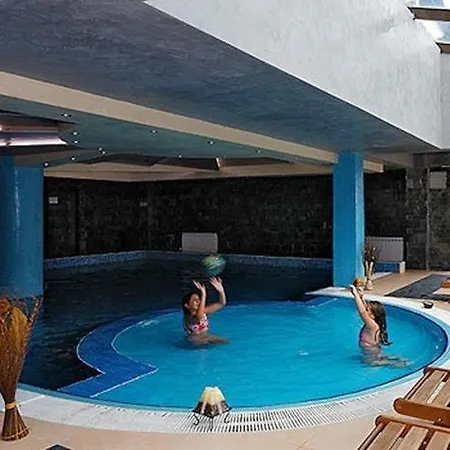 Belvedere Club 4*